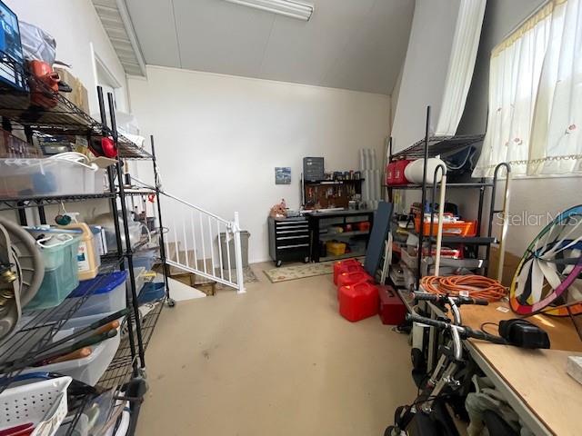 Image 19 of 26 For 817 Waterway