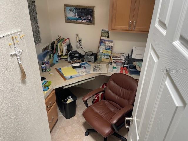 Image 21 of 26 For 817 Waterway