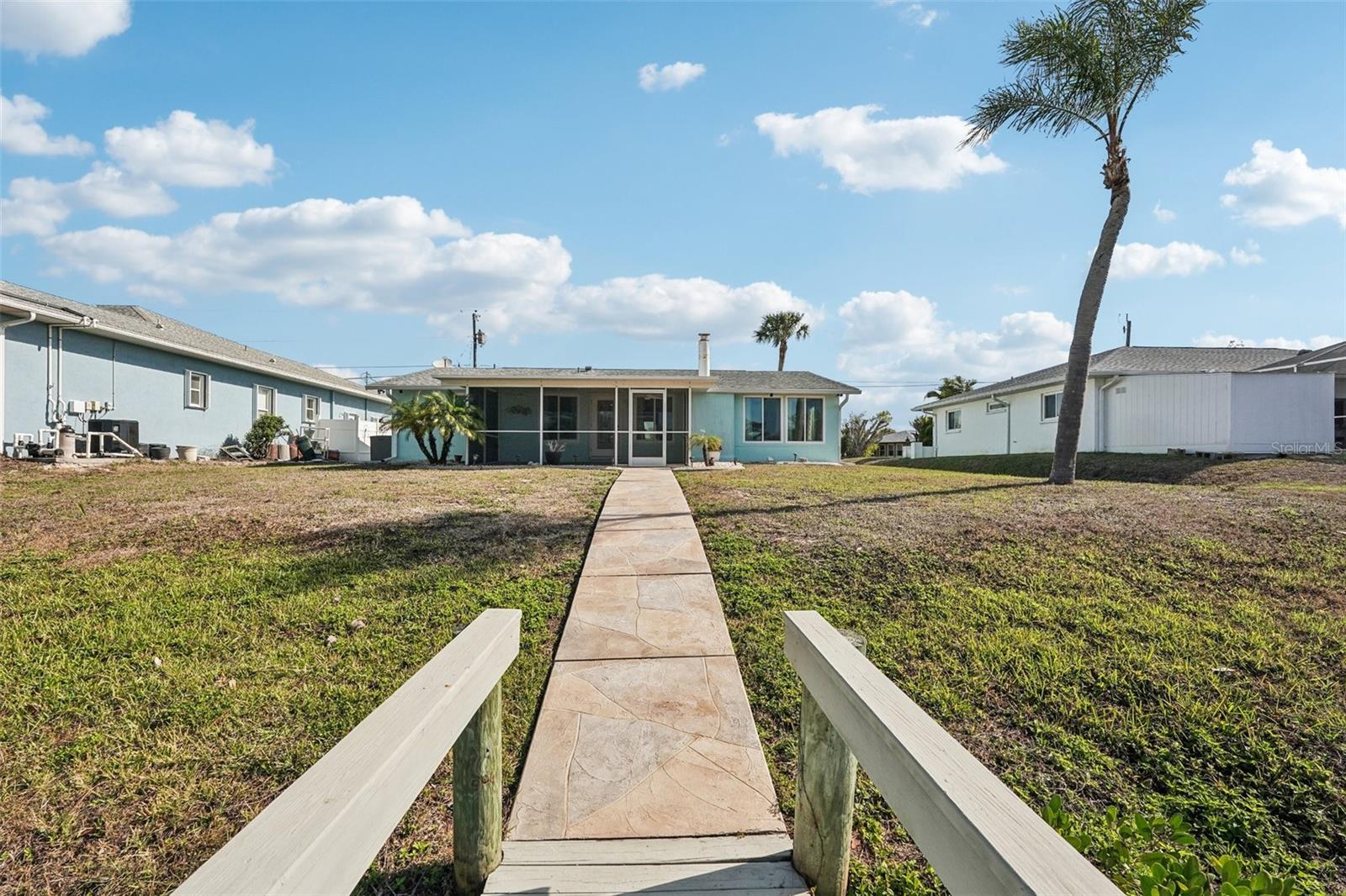 Image 33 of 46 For 1956 Greenlawn Drive