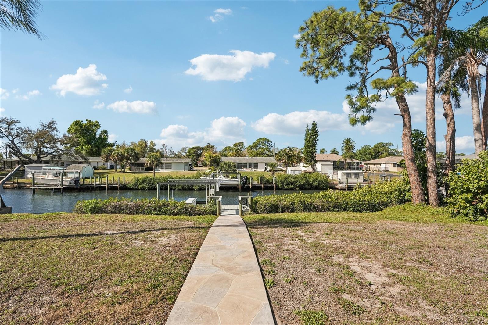 Image 4 of 46 For 1956 Greenlawn Drive