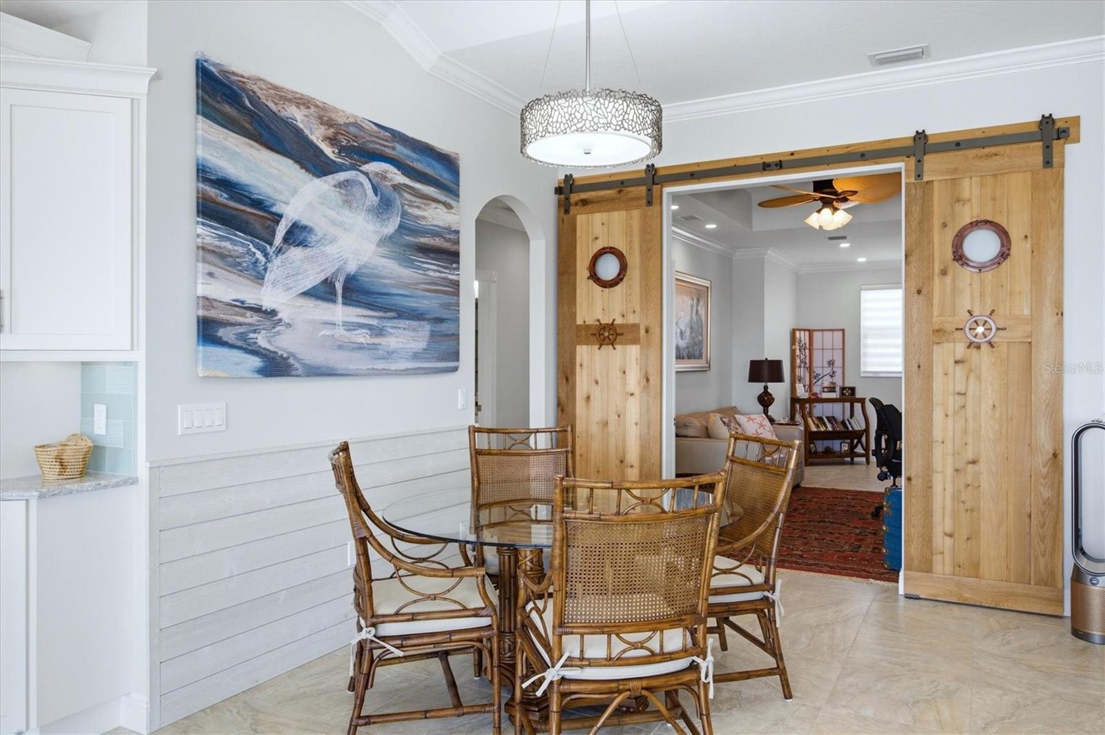 Image 20 of 61 For 905 Chapin Boulevard