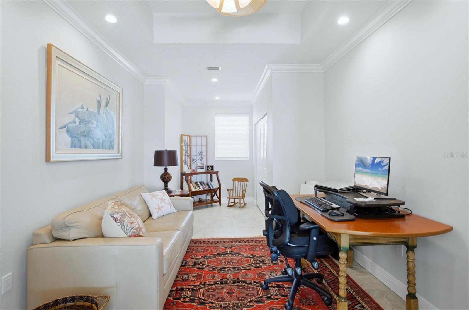 Image 25 of 61 For 905 Chapin Boulevard