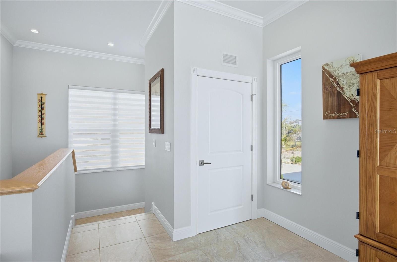 Image 31 of 61 For 905 Chapin Boulevard