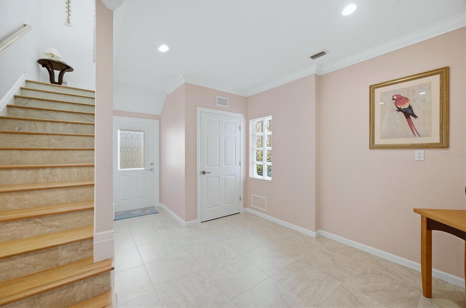 Image 32 of 61 For 905 Chapin Boulevard