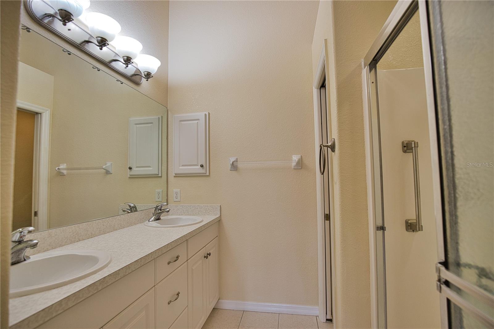 Image 19 of 33 For 150 L Pavia Boulevard 32