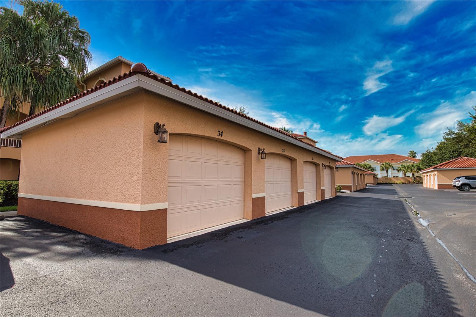 Image 30 of 33 For 150 L Pavia Boulevard 32