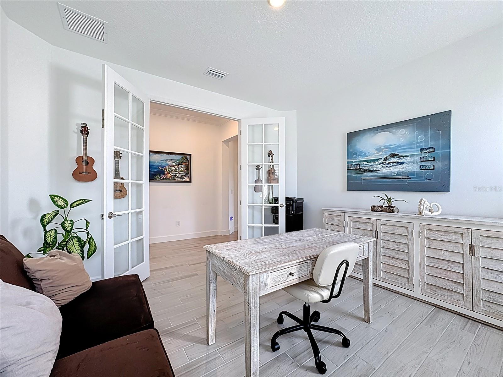 Image 10 of 72 For 5635 Blue Reef Place