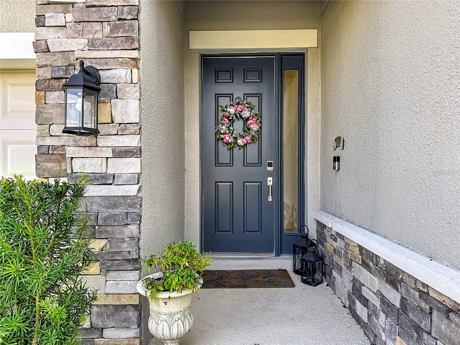 Image 5 of 72 For 5635 Blue Reef Place