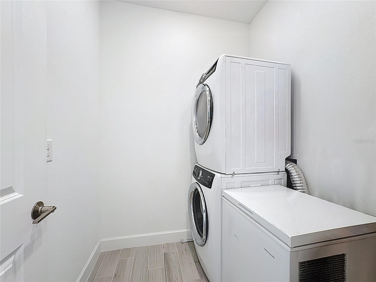 Image 56 of 72 For 5635 Blue Reef Place