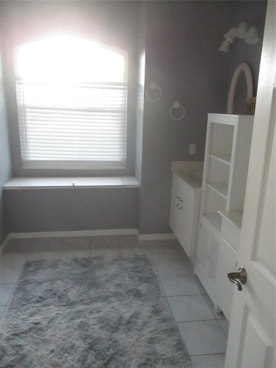 Image 13 of 20 For 5848 Cleveland Road