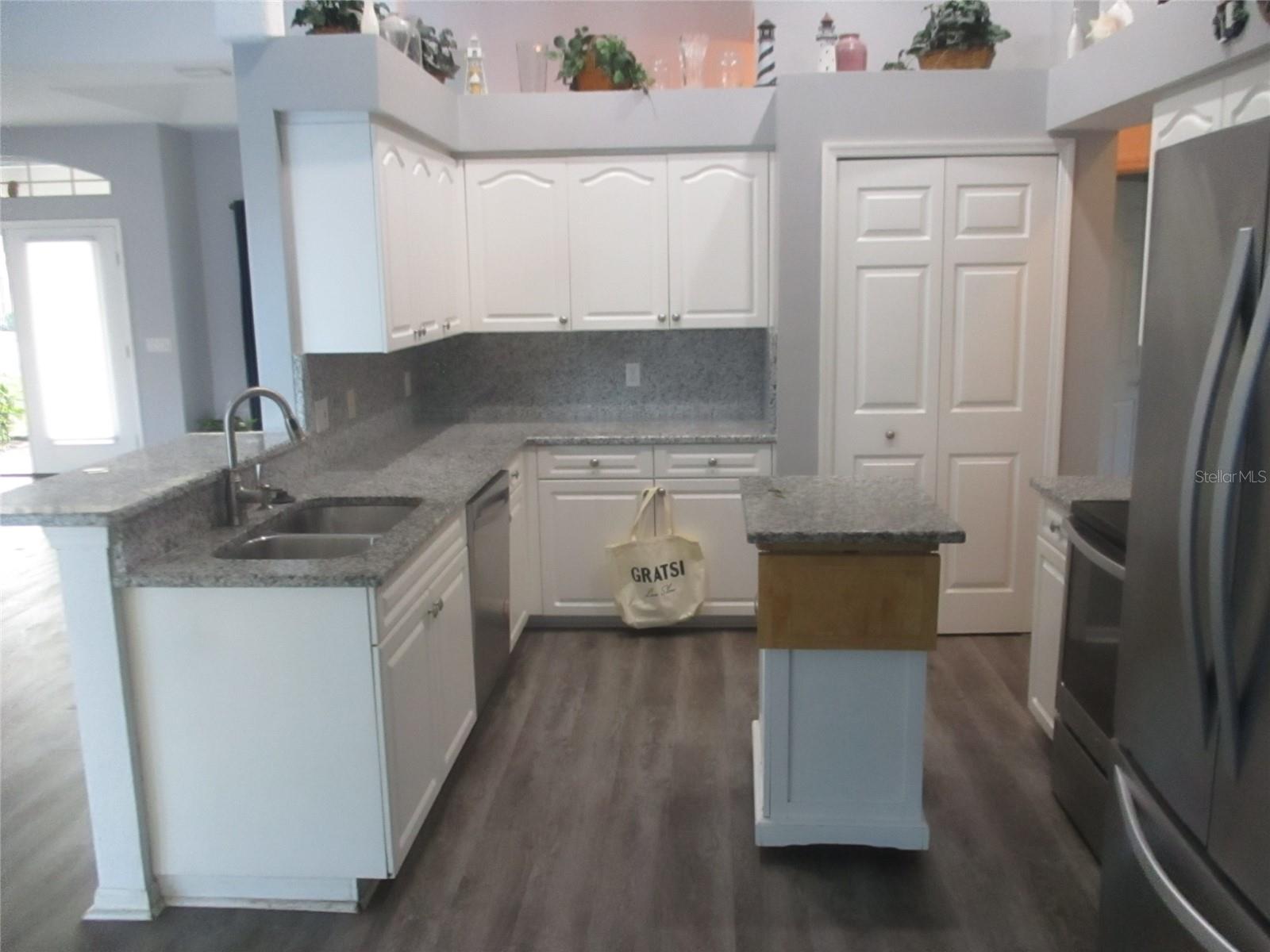 Image 5 of 20 For 5848 Cleveland Road