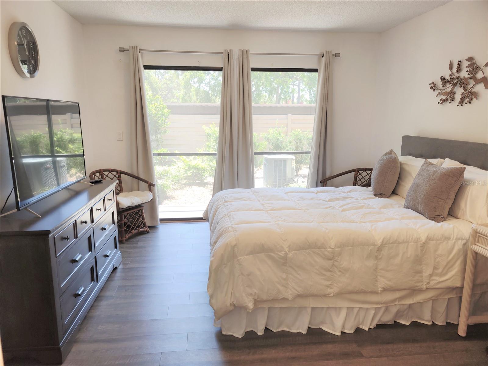 Image 34 of 44 For 650 Bird Bay Drive E 105