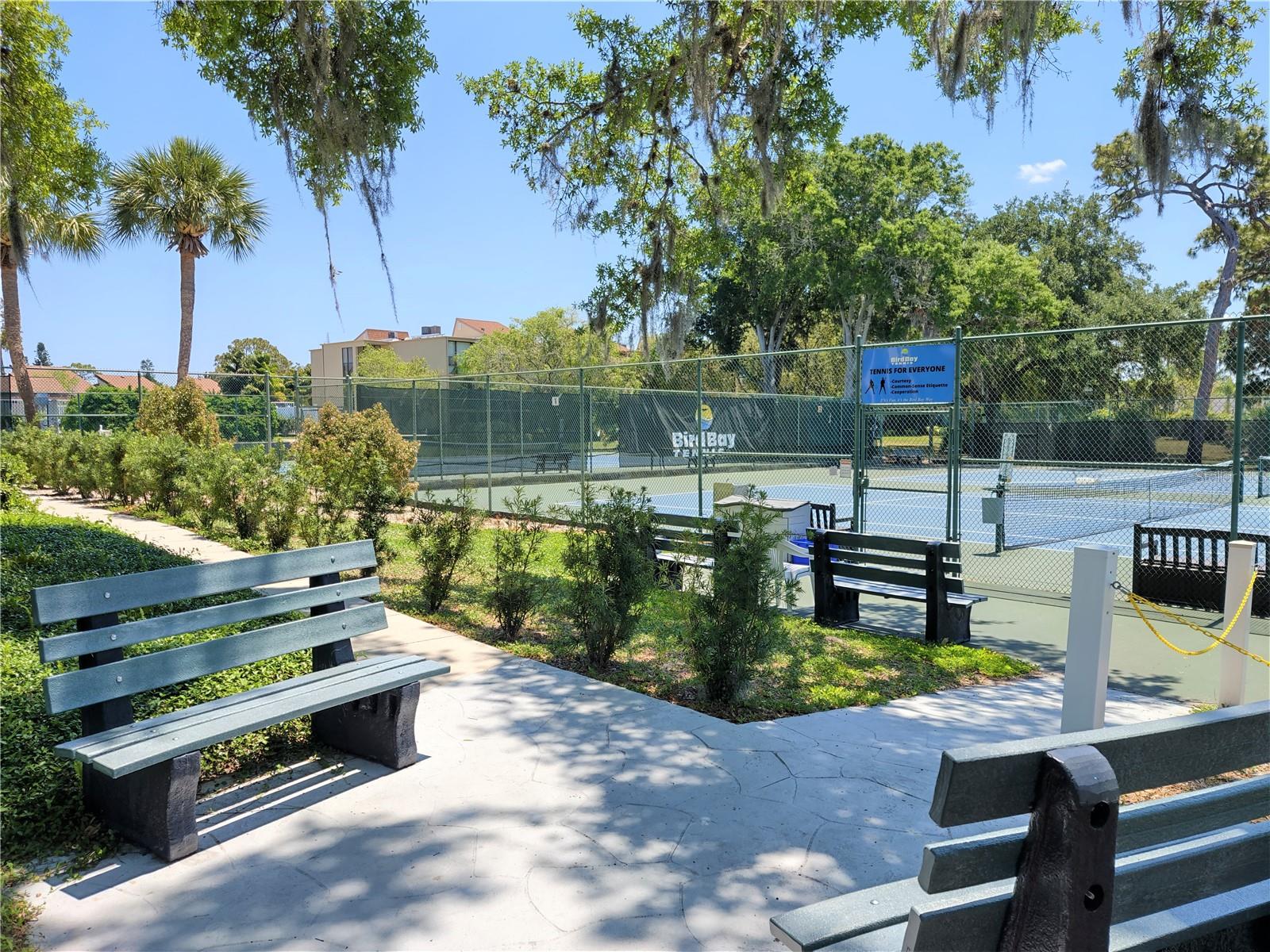 Image 4 of 44 For 650 Bird Bay Drive E 105