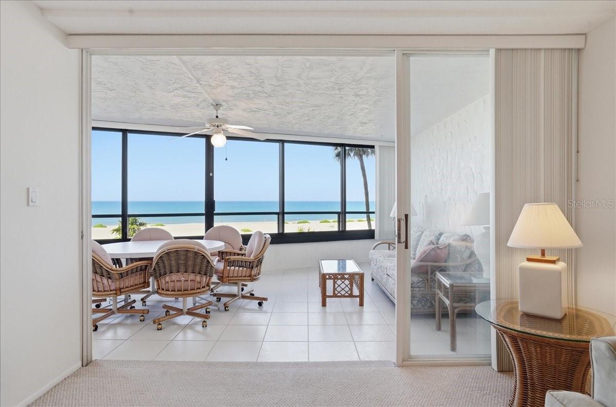 Image 23 of 64 For 840 The Esplanade N 206