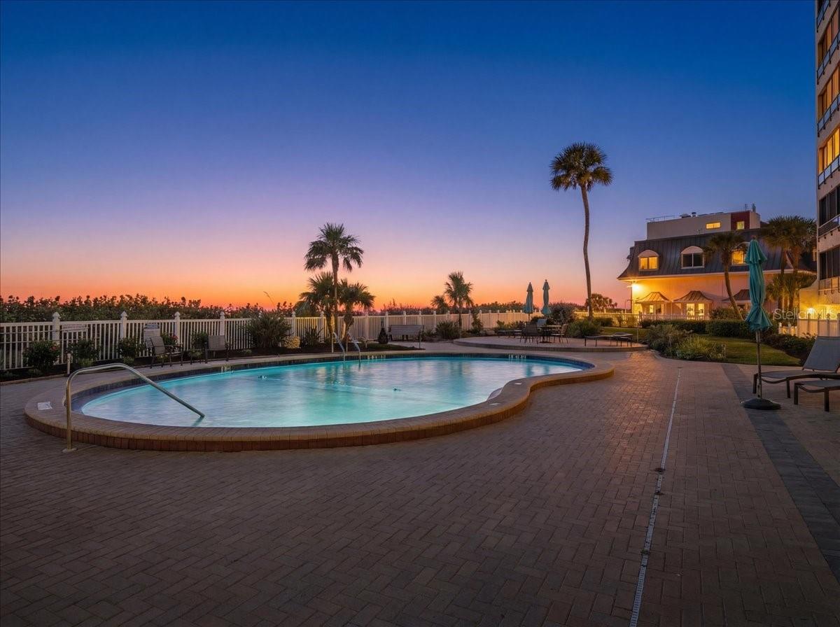 Image 50 of 64 For 840 The Esplanade N 206