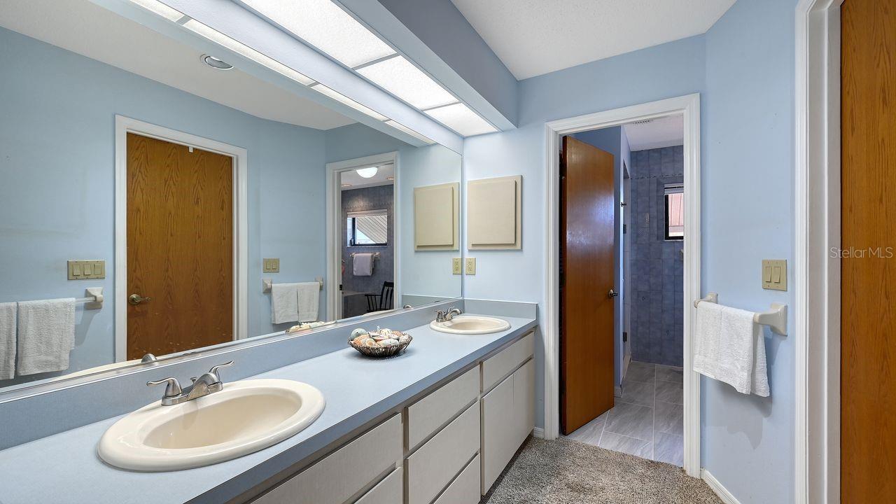 Image 20 of 45 For 1354 Roosevelt Drive