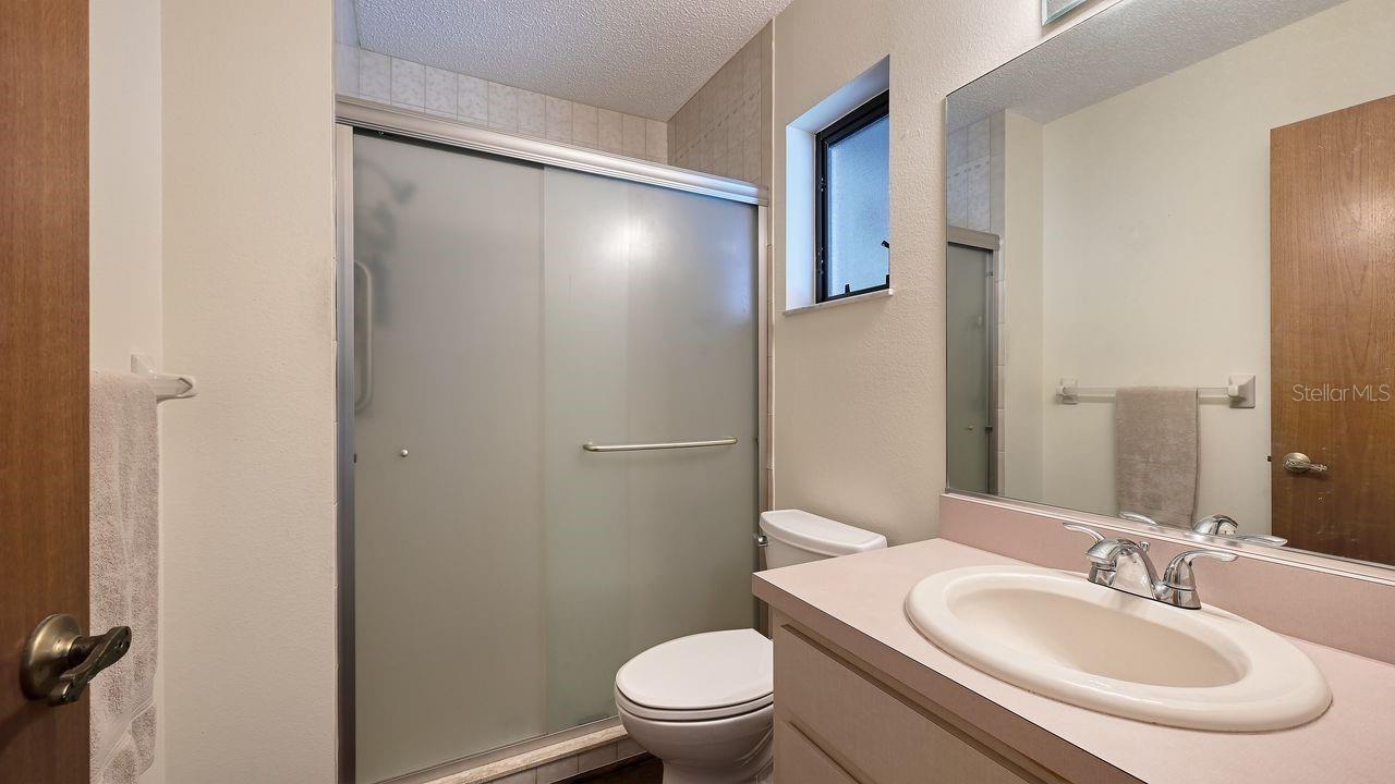 Image 25 of 45 For 1354 Roosevelt Drive