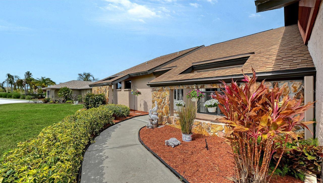 Image 4 of 45 For 1354 Roosevelt Drive