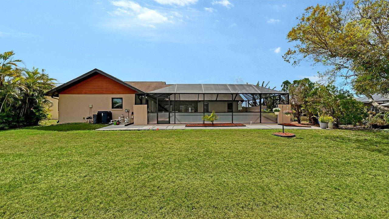 Image 40 of 45 For 1354 Roosevelt Drive