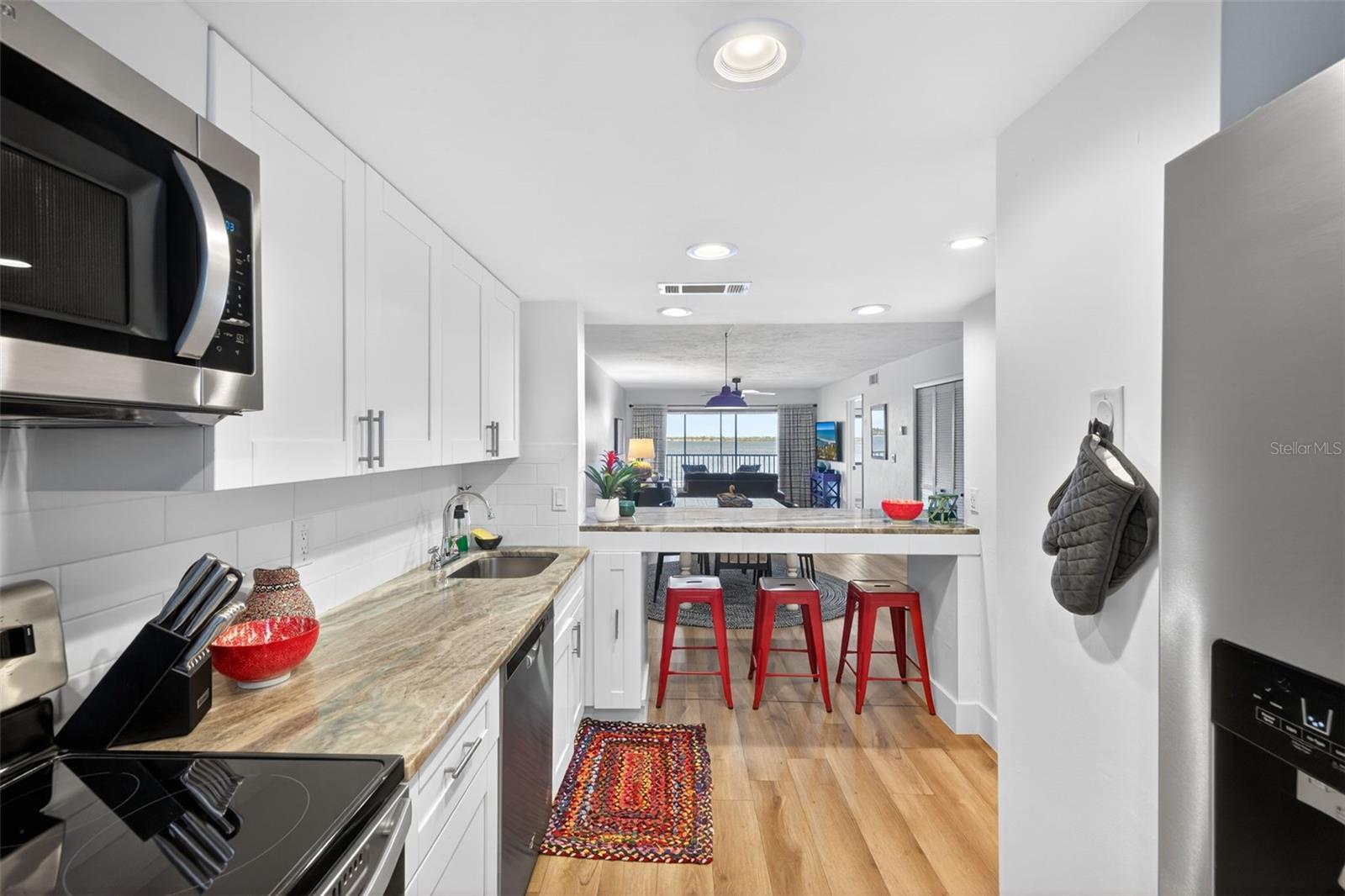 Image 13 of 41 For 2711 1st Street 203