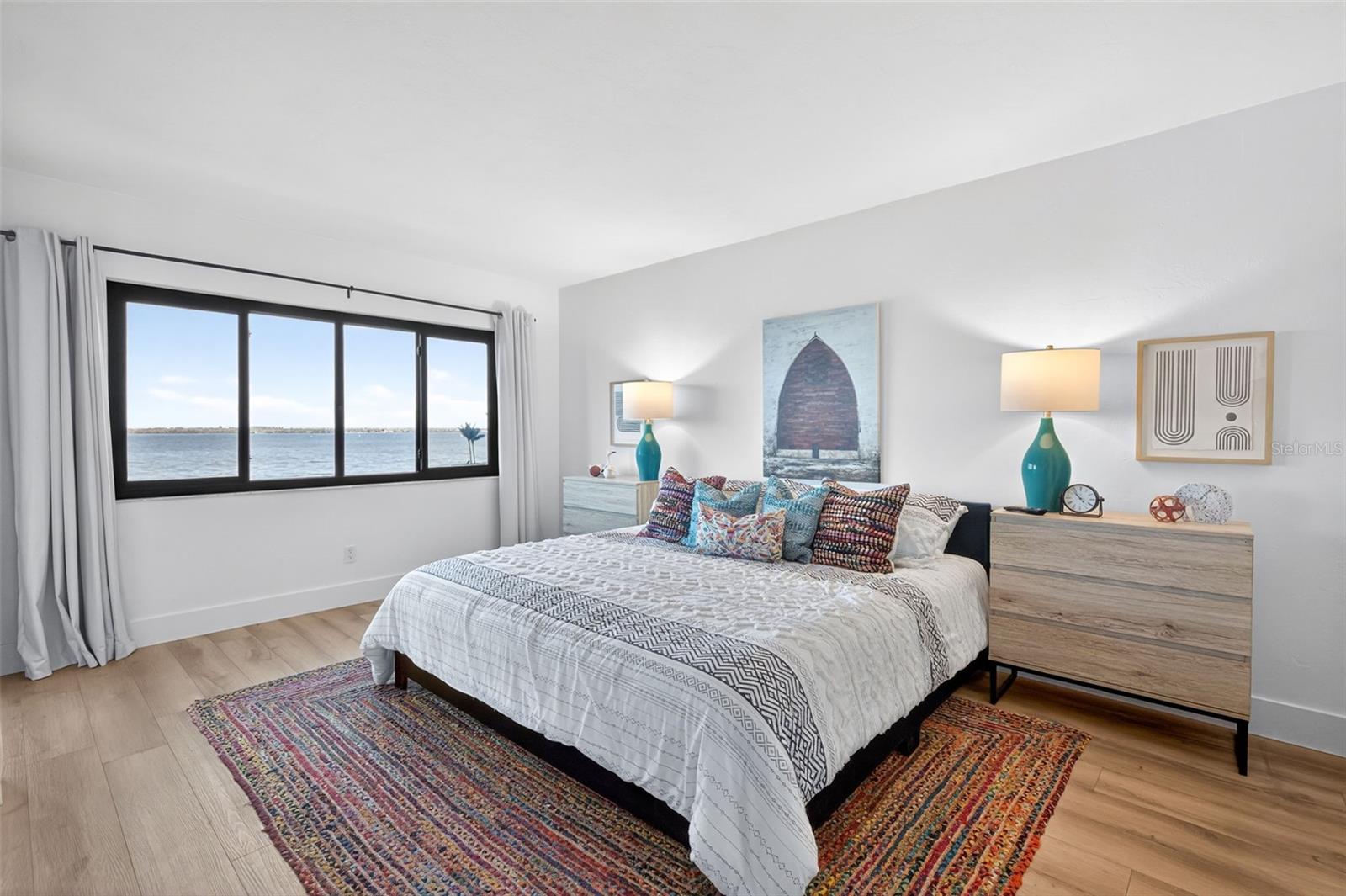 Image 15 of 41 For 2711 1st Street 203