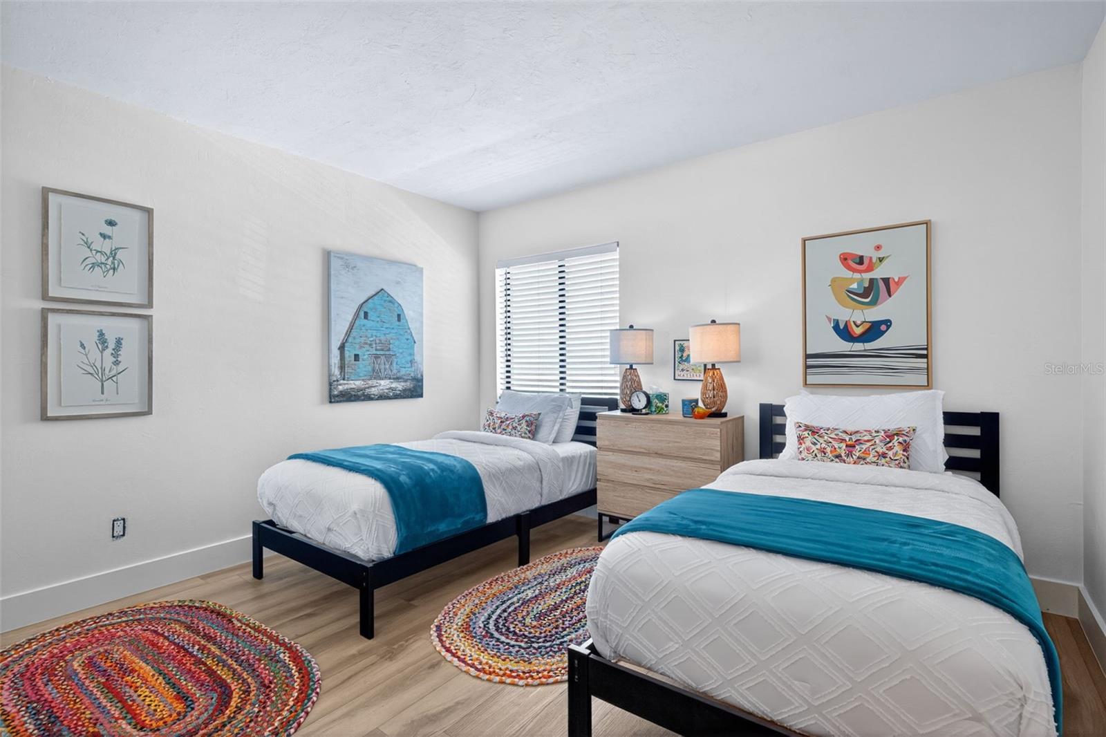 Image 20 of 41 For 2711 1st Street 203