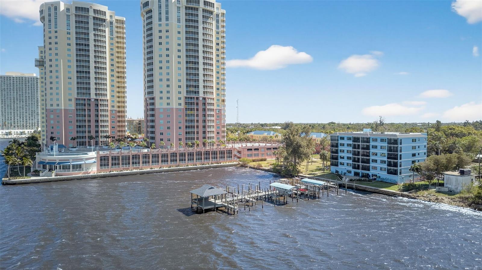 Image 39 of 41 For 2711 1st Street 203