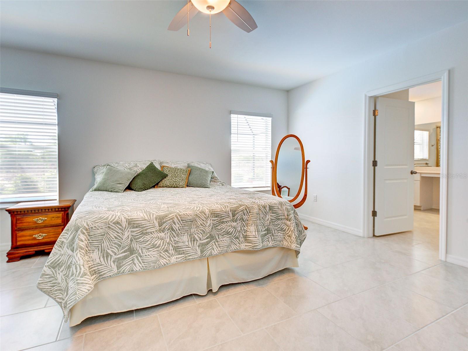 Image 22 of 55 For 17154 Monte Isola Way