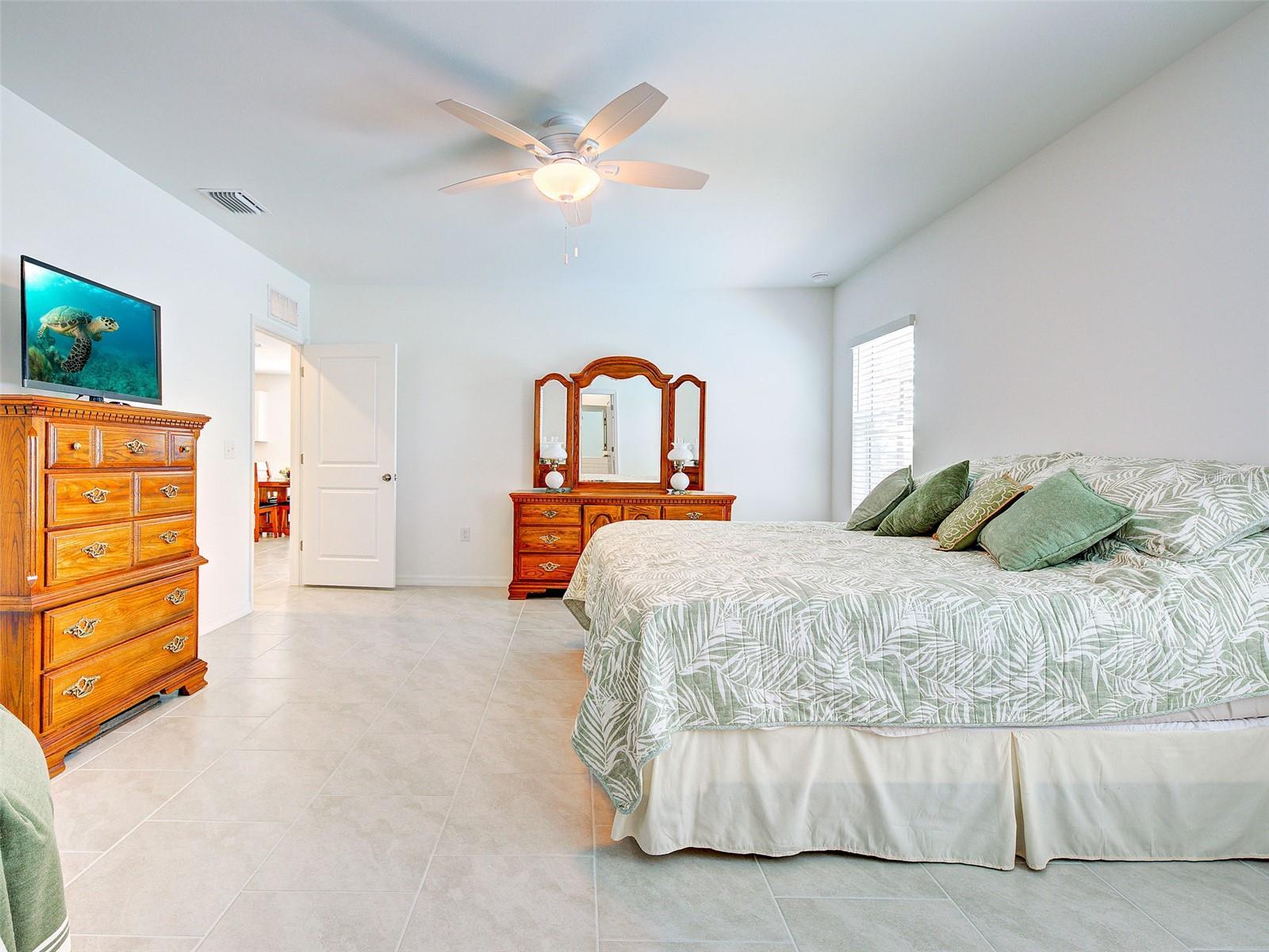 Image 23 of 55 For 17154 Monte Isola Way