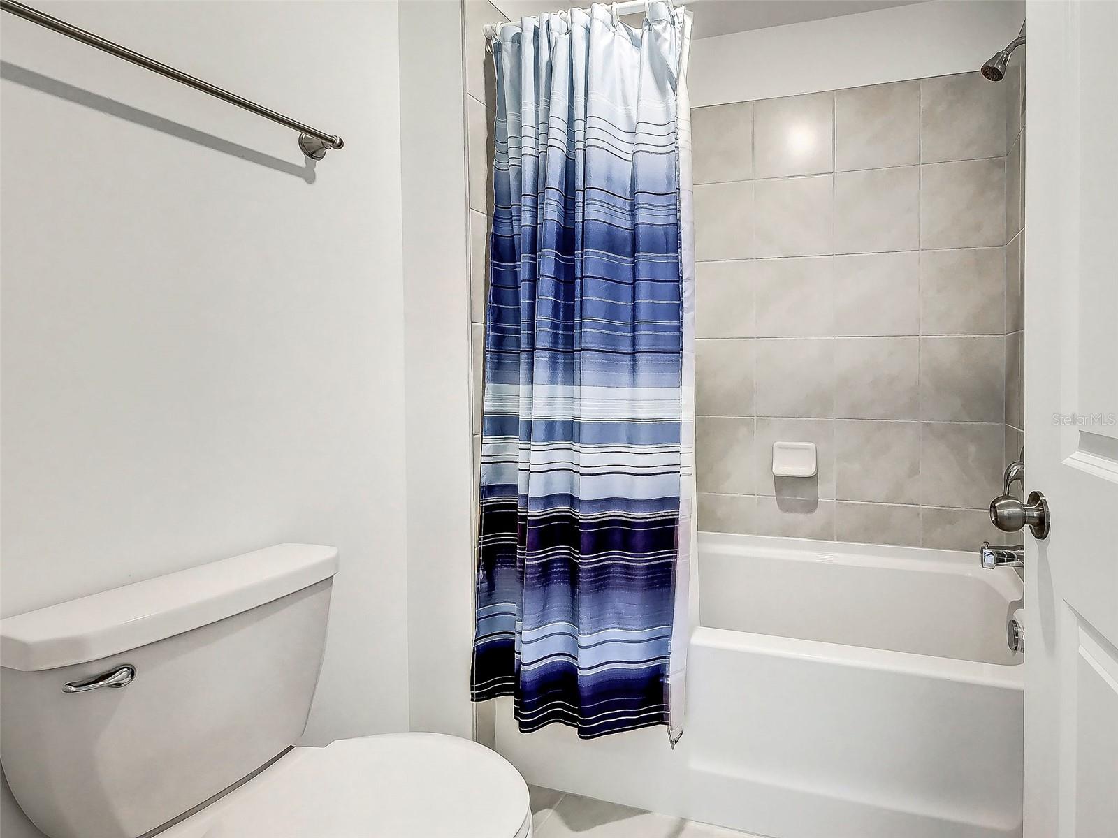 Image 35 of 55 For 17154 Monte Isola Way