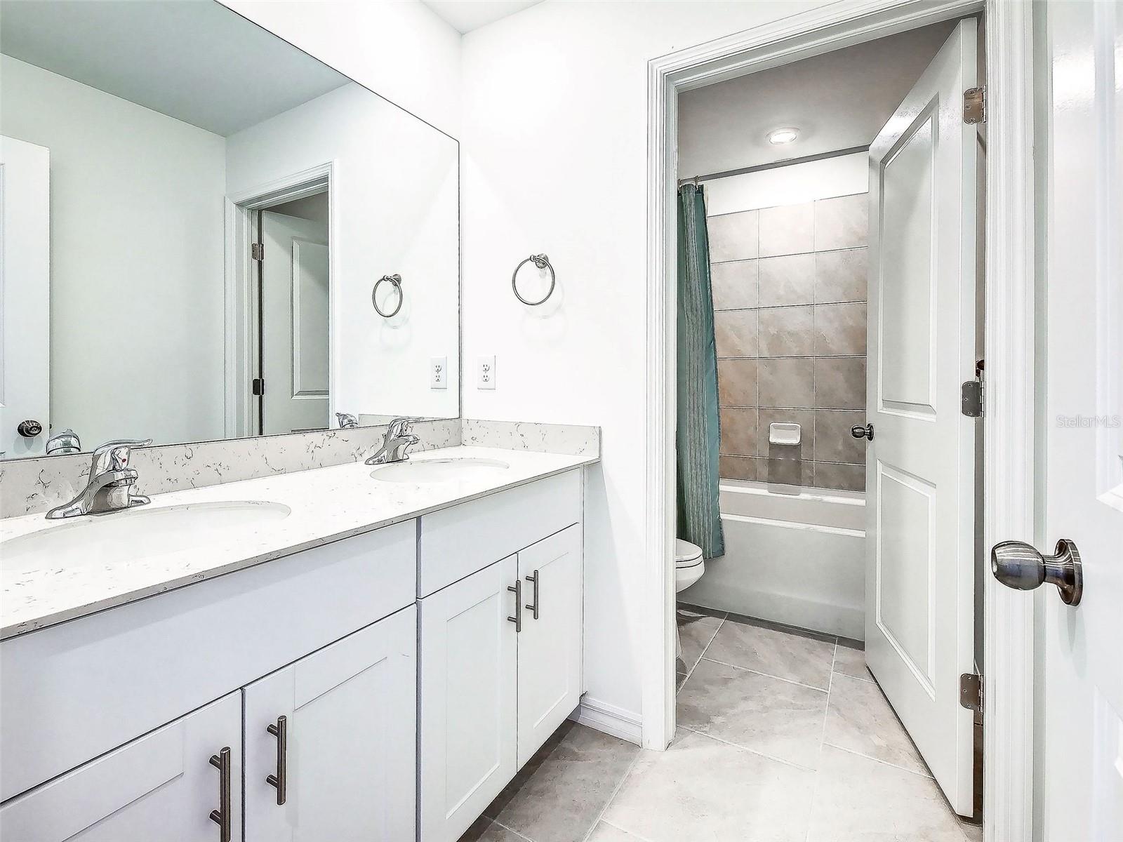 Image 39 of 55 For 17154 Monte Isola Way