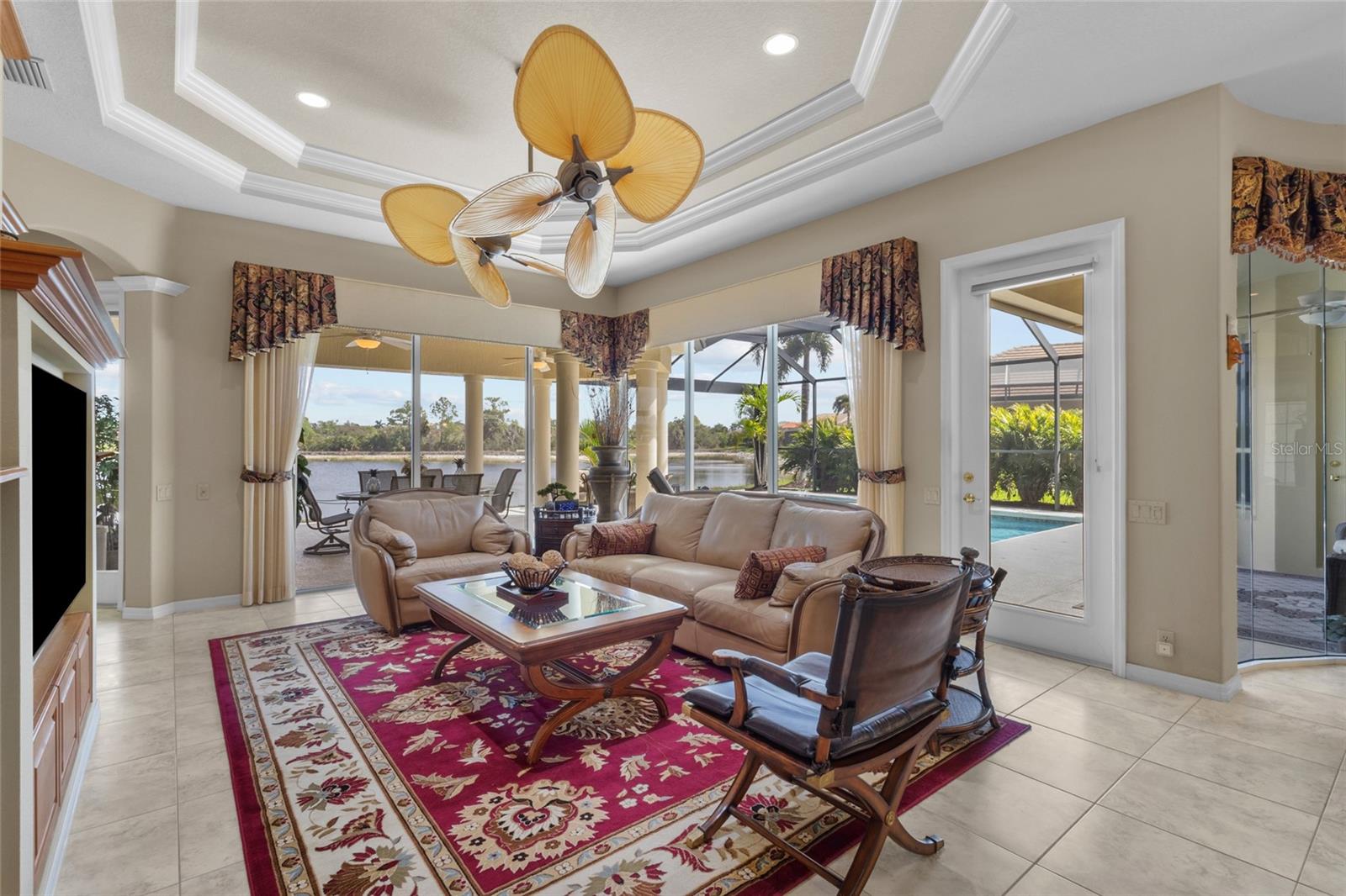 Image 19 of 65 For 1191 Tuscany Boulevard