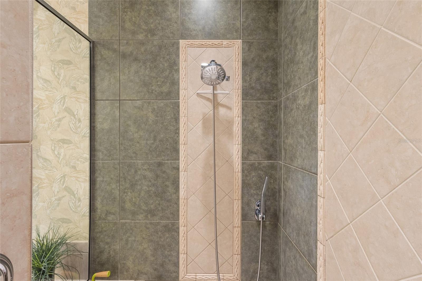 Image 31 of 65 For 1191 Tuscany Boulevard