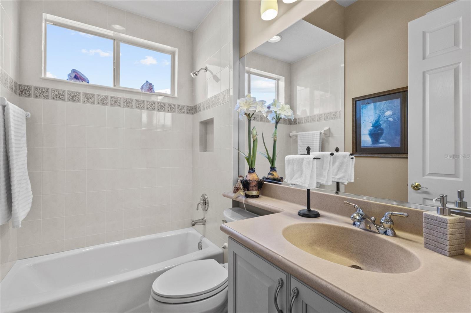 Image 38 of 65 For 1191 Tuscany Boulevard