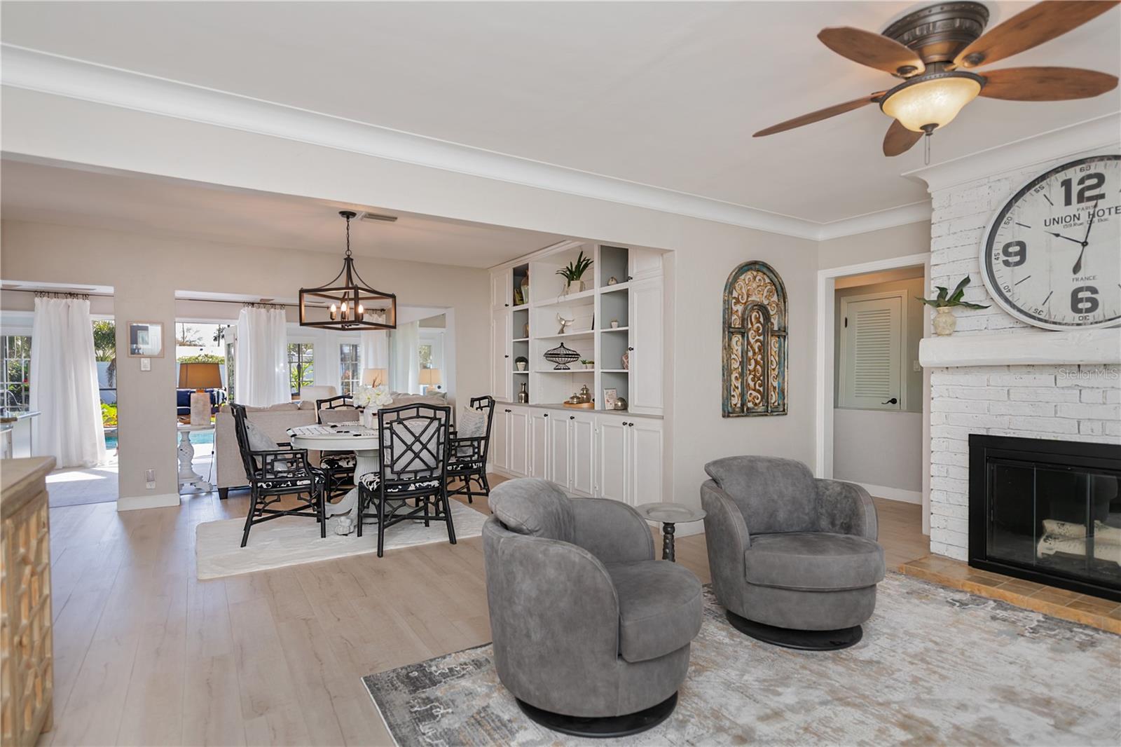 Image 12 of 70 For 809 Nokomis Avenue S