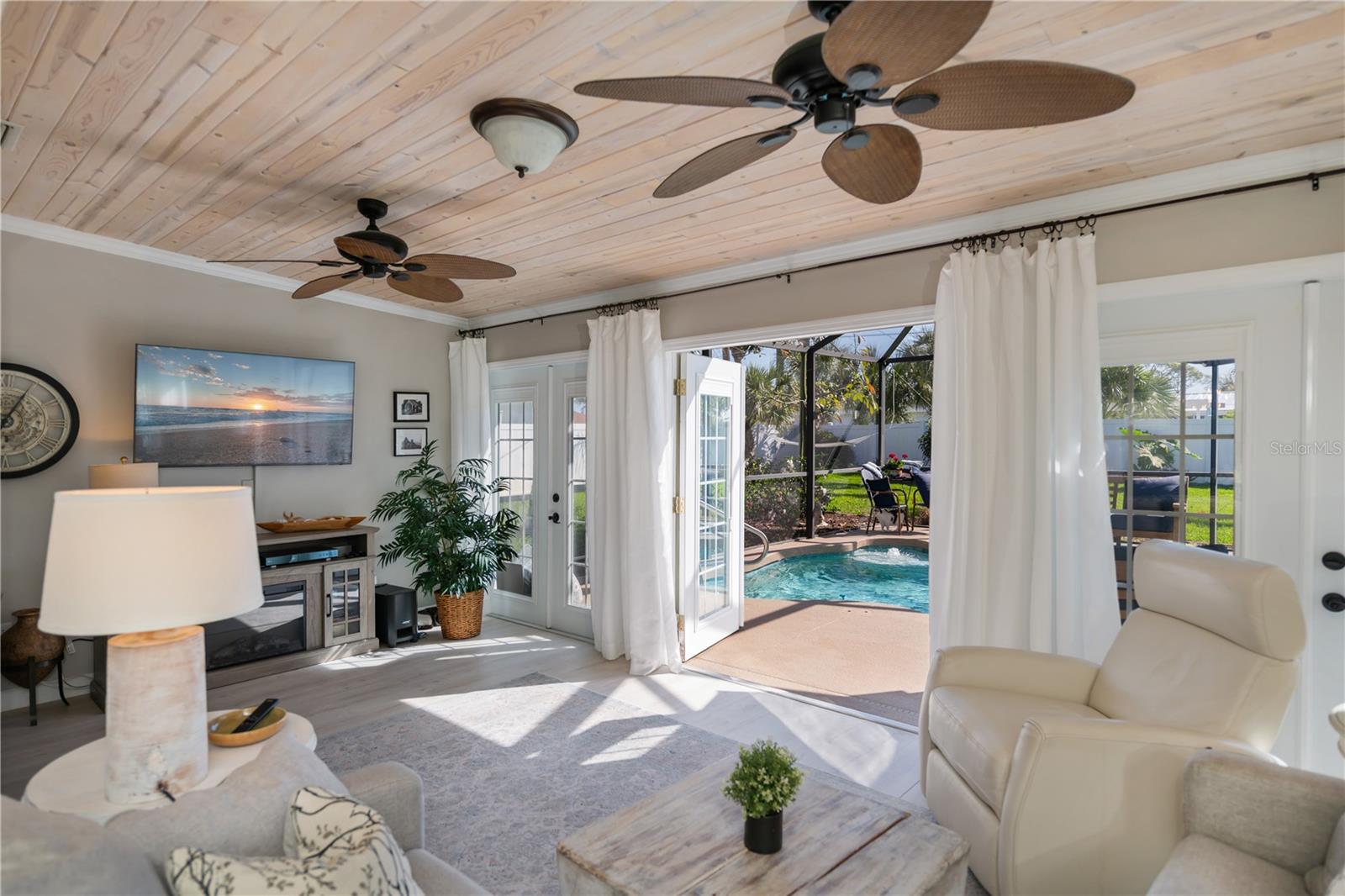 Image 15 of 70 For 809 Nokomis Avenue S