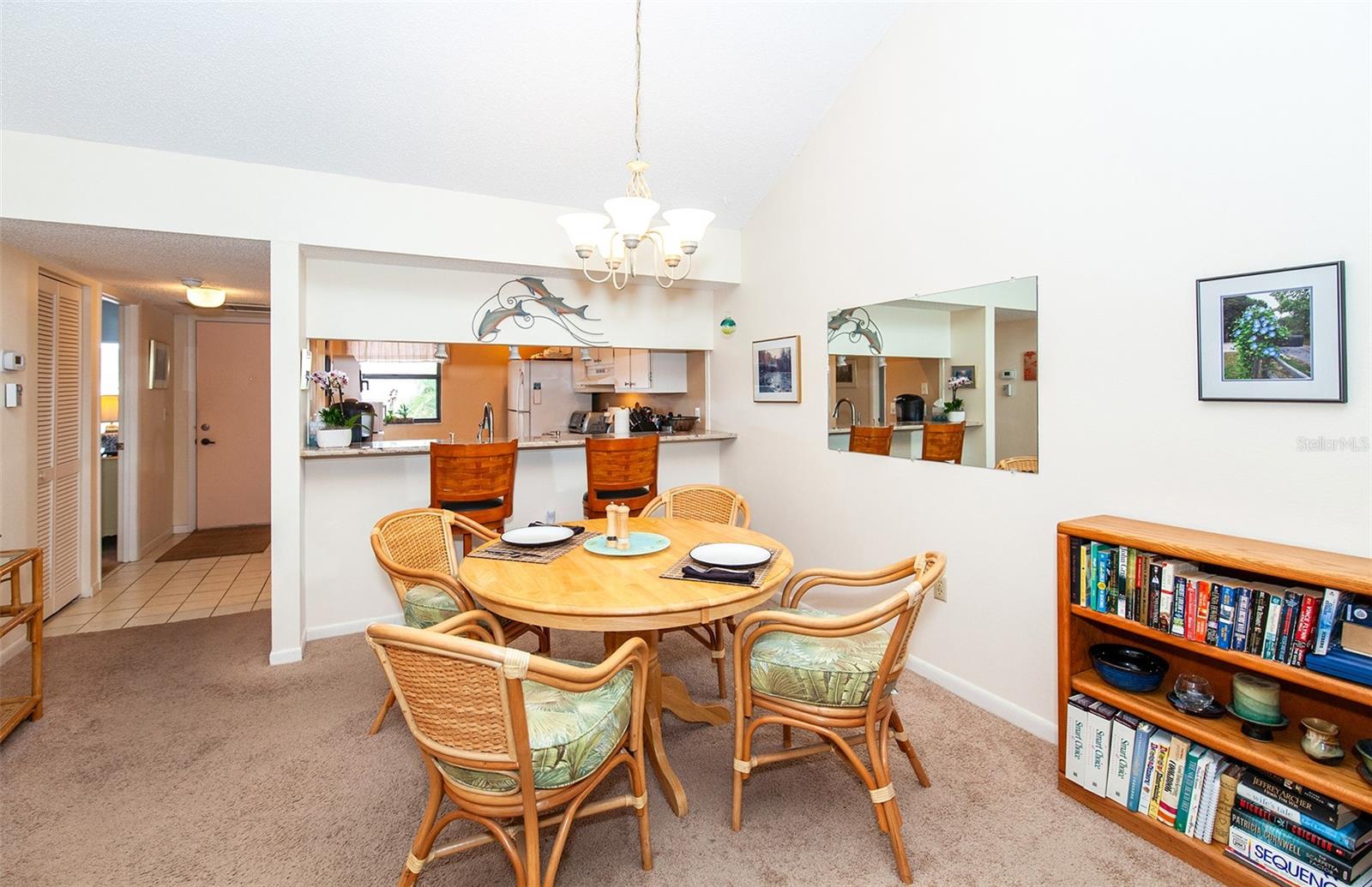 Image 11 of 54 For 862 Bird Bay Way 194