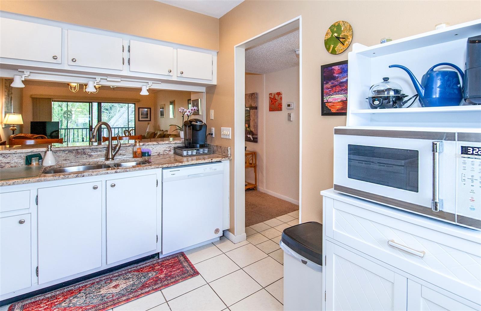 Image 7 of 54 For 862 Bird Bay Way 194