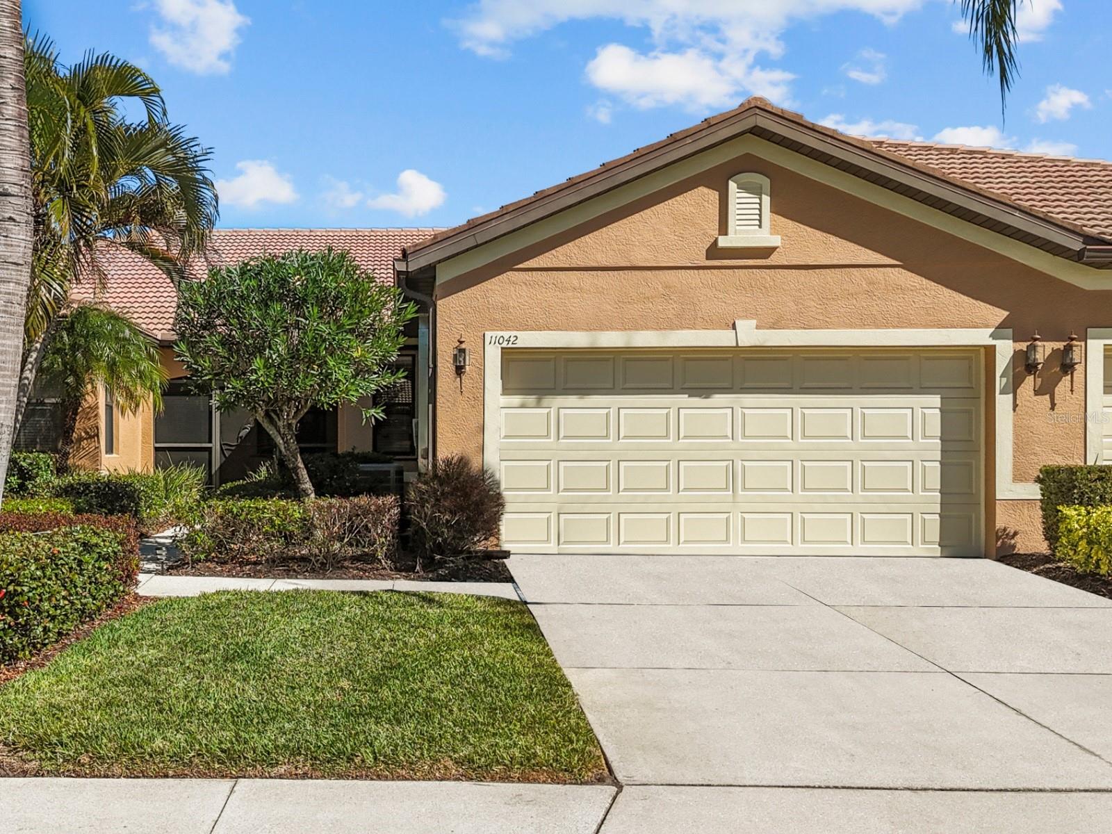 Details for 11042 Batello Drive, VENICE, FL 34292