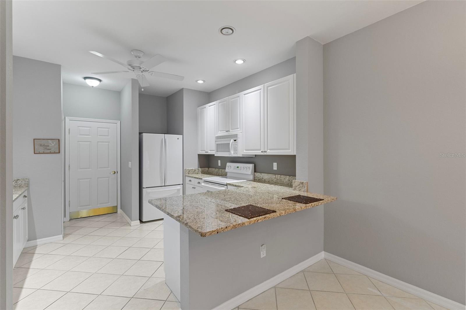 Image 10 of 48 For 2612 Peach Circle