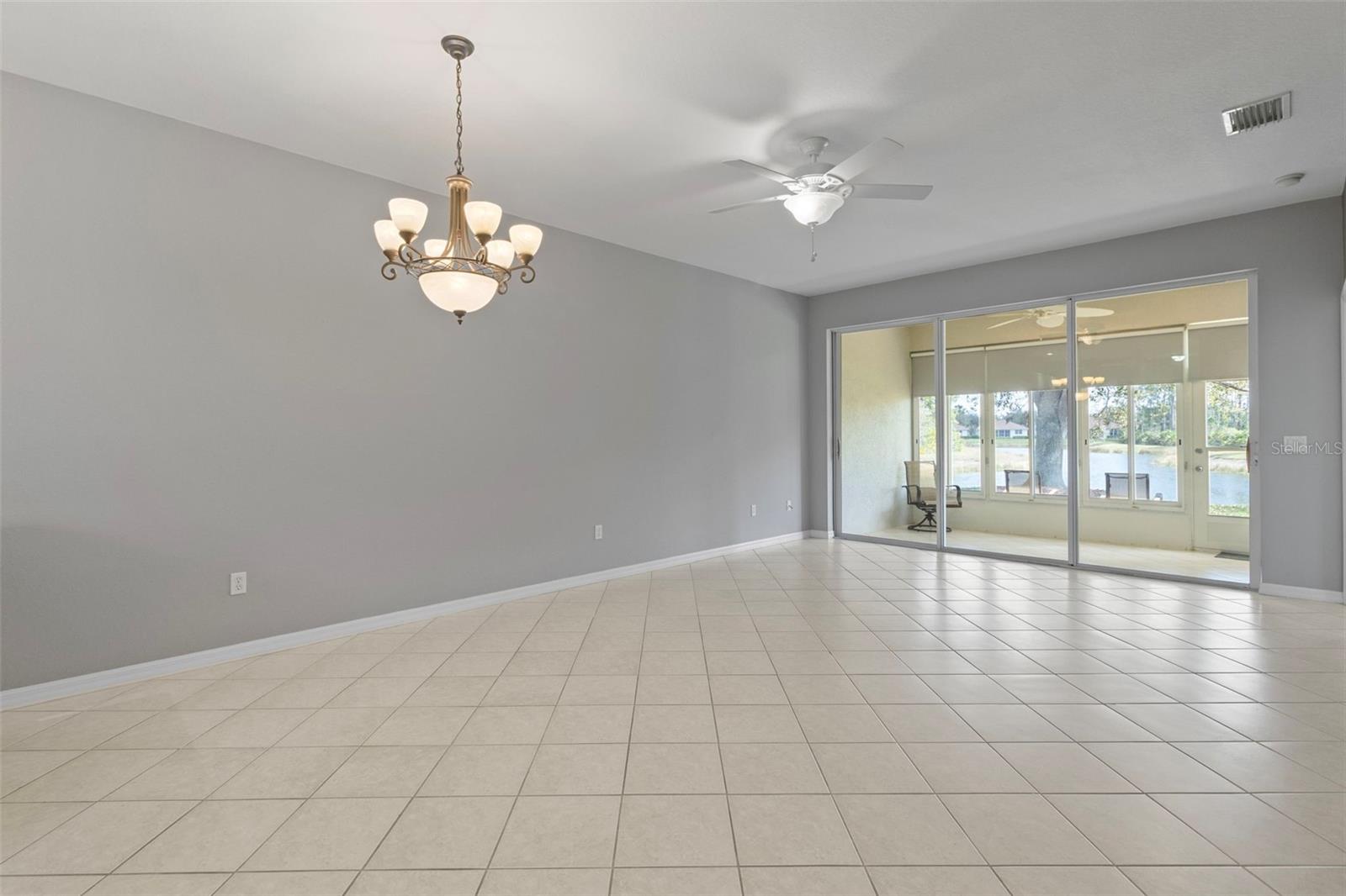 Image 15 of 48 For 2612 Peach Circle