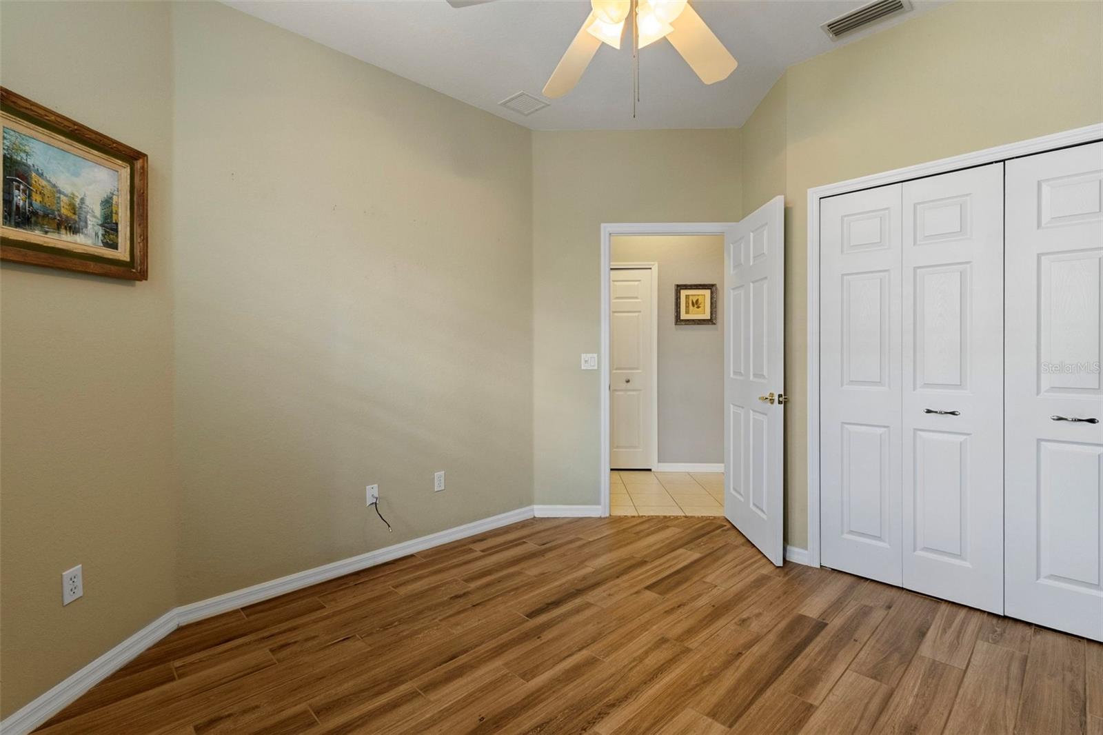 Image 28 of 48 For 2612 Peach Circle