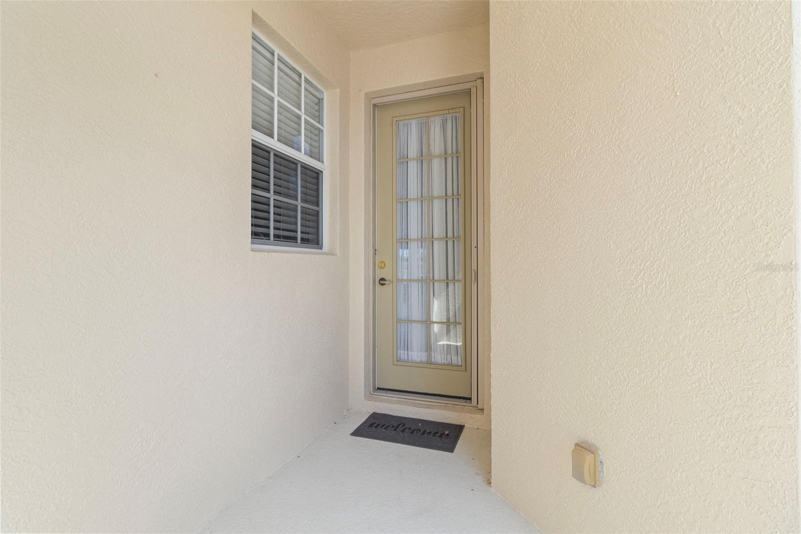 Image 41 of 48 For 2612 Peach Circle