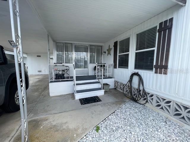 Image 9 of 11 For 767 Green Circle