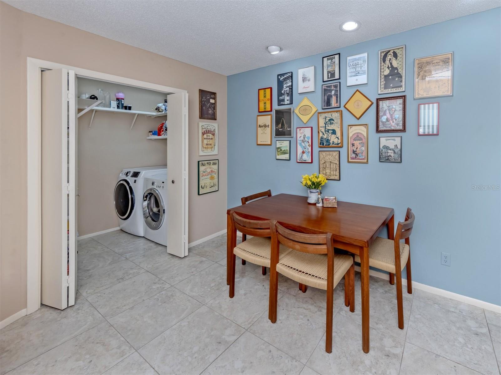 Image 19 of 38 For 603 Four Bays Drive