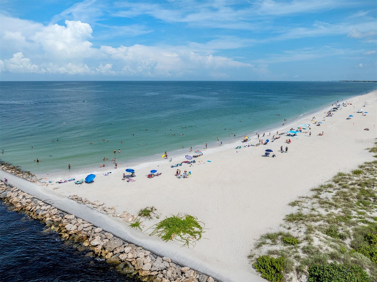 Image 30 of 38 For 603 Four Bays Drive