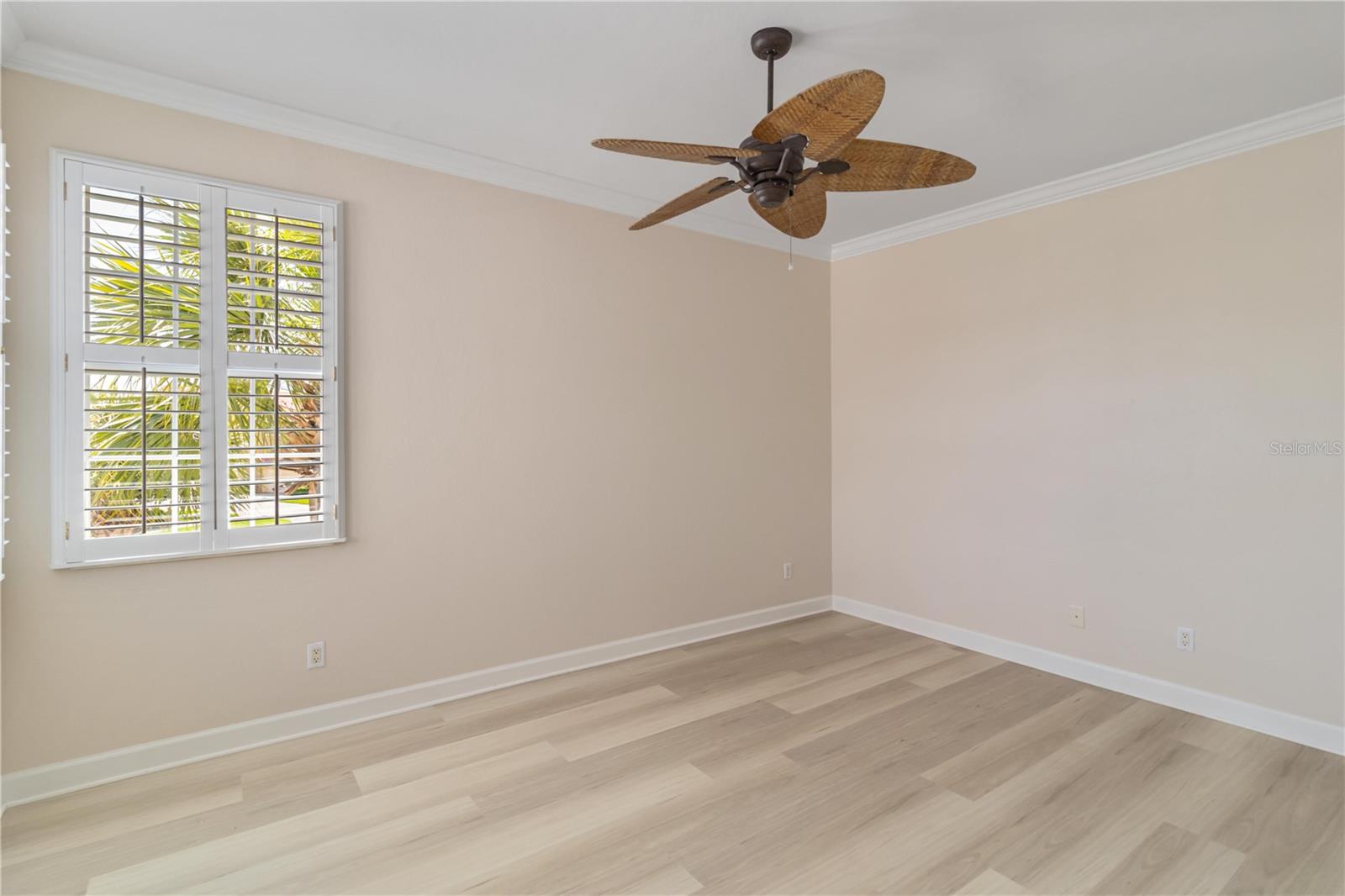 Image 20 of 79 For 133 Bella Vista Terrace 32c