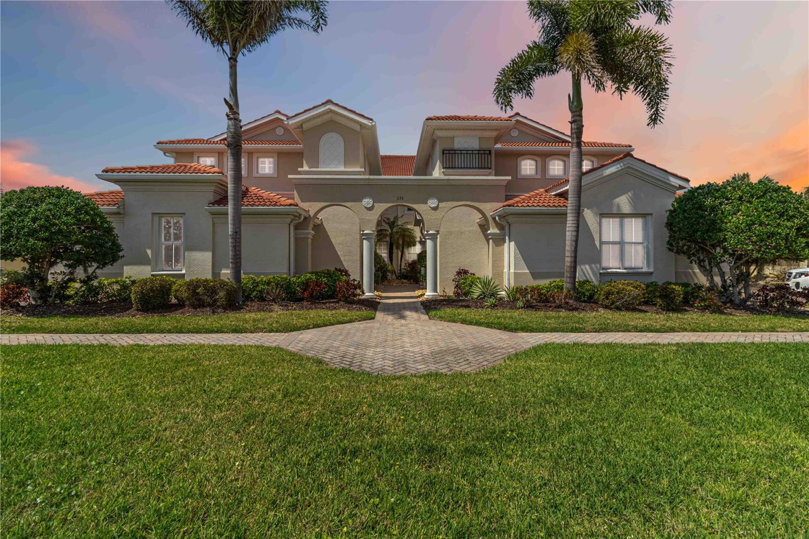 Image 3 of 79 For 133 Bella Vista Terrace 32c