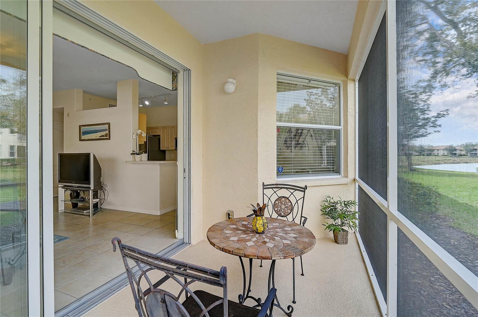 Image 26 of 48 For 4433 Corso Venetia Boulevard B18