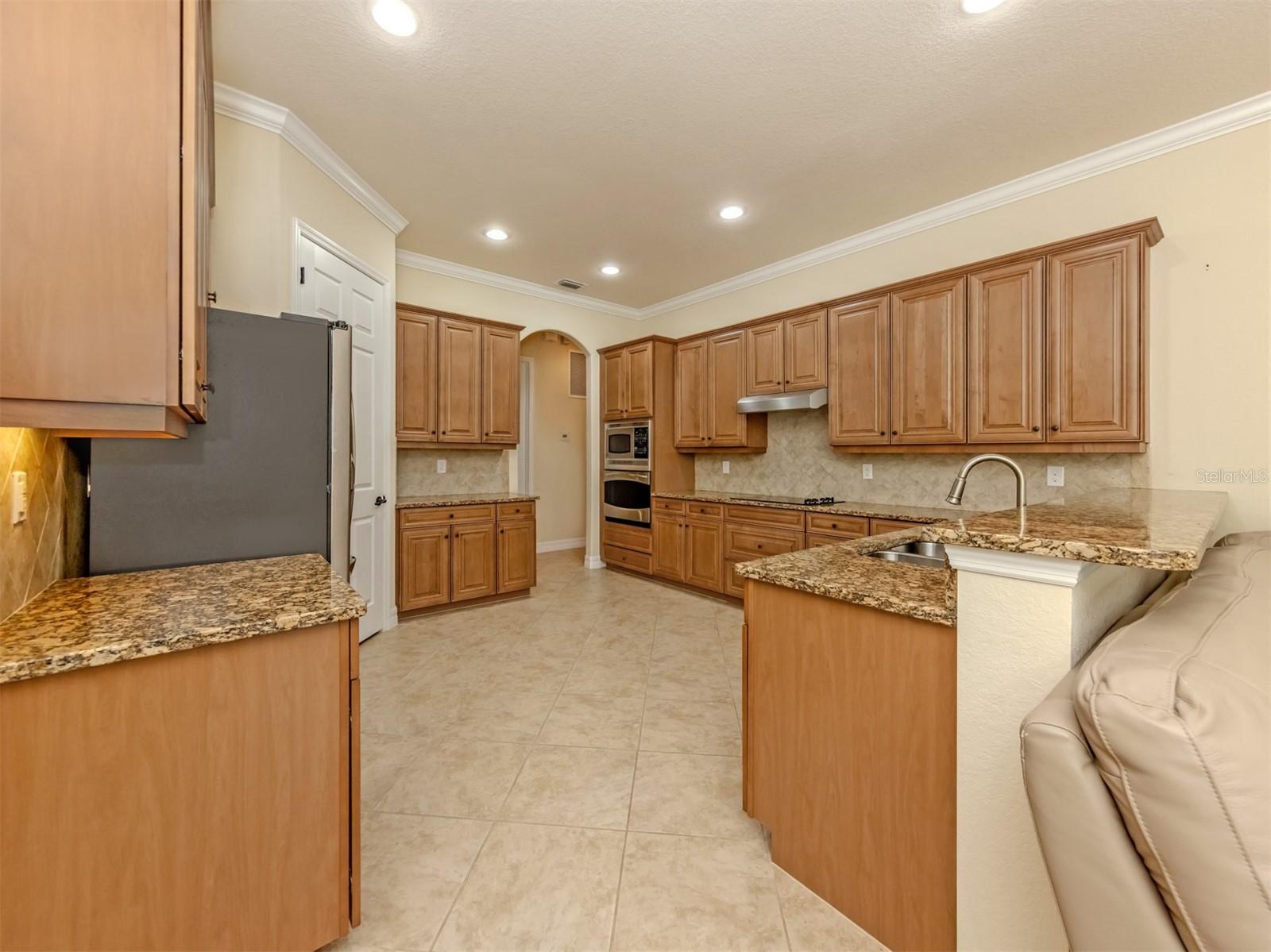 Image 14 of 92 For 20925 Loggia Court